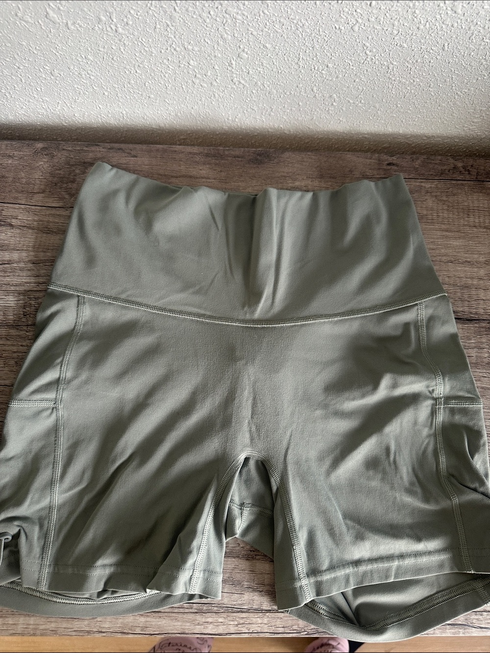 🦈 Gymshark High-Waist Sage Performance Shorts 🌿